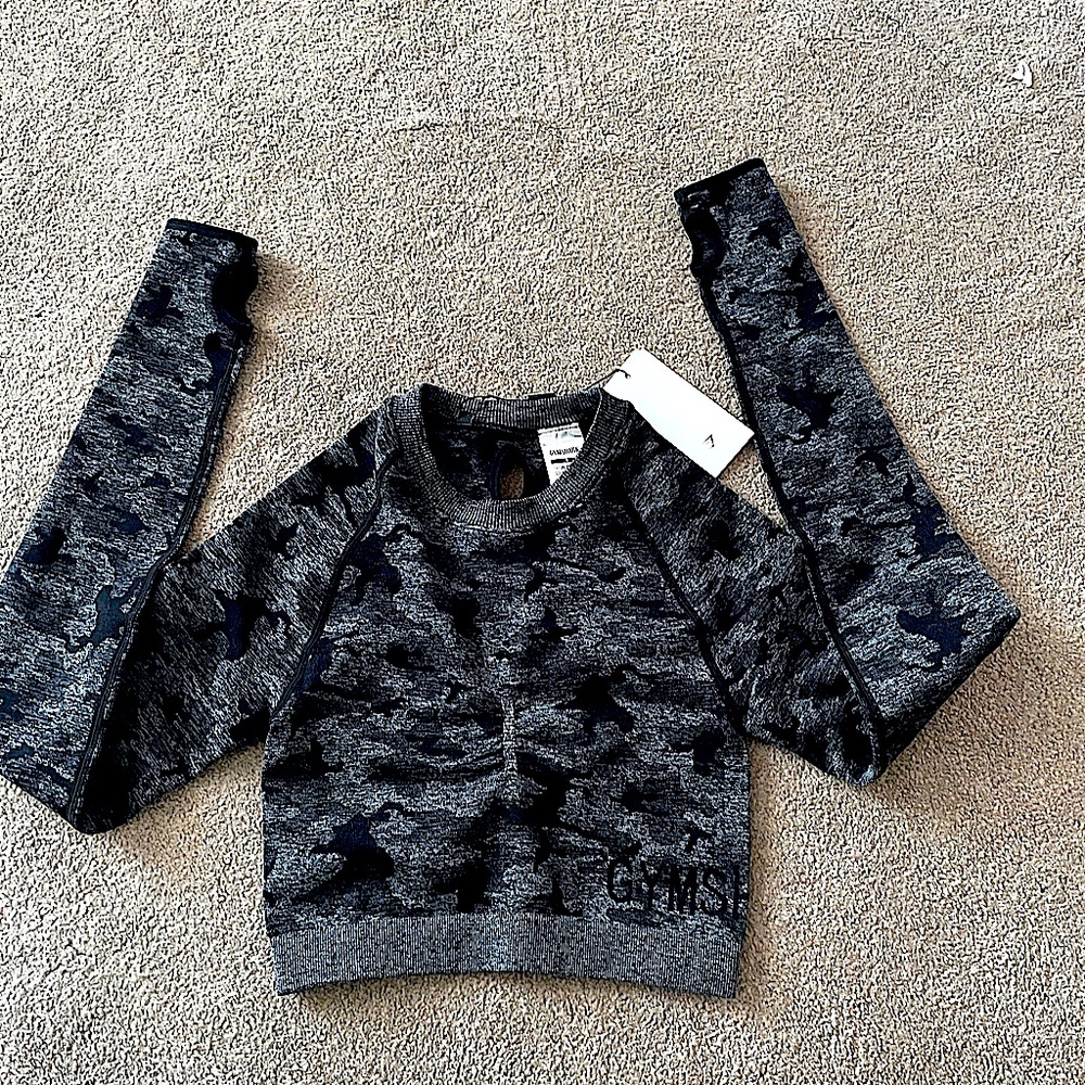 NWT!  GYMSHARK crop top